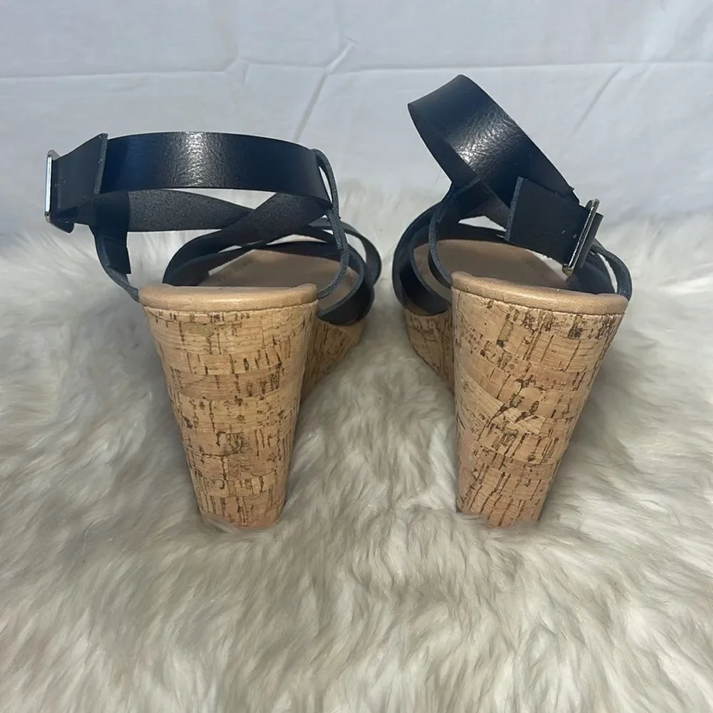 Torrid Black Vegan Leather Gladiator Cork Wedge‎ Sandals Sz 8.5 WIDE